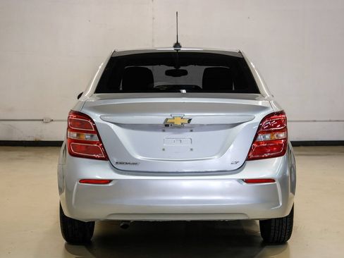 Used 2020 Chevrolet Sonic LT FWD image 9