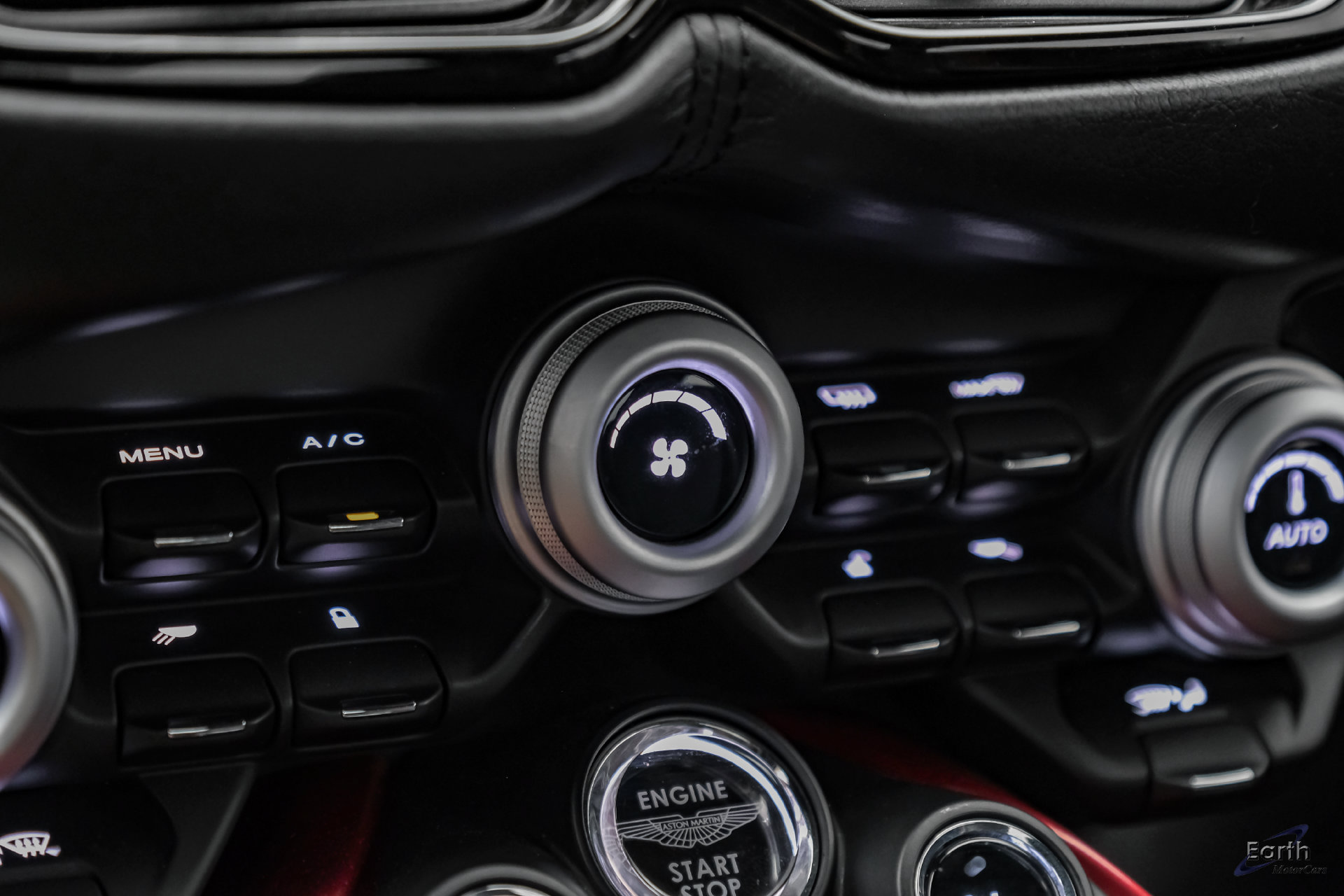 Used 2019 Aston Martin V8 Vantage Coupe RWD image 69