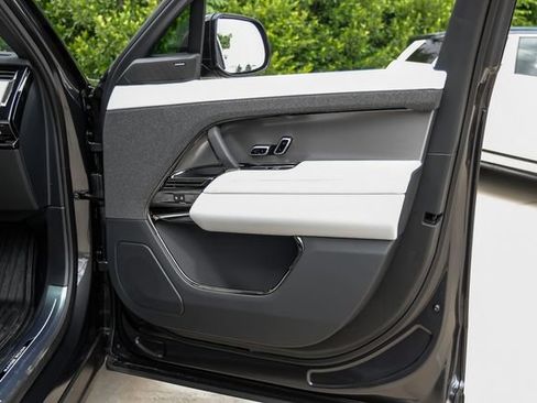 New 2026 Land Rover Range Rover Sport SE AWD/4WD image 56
