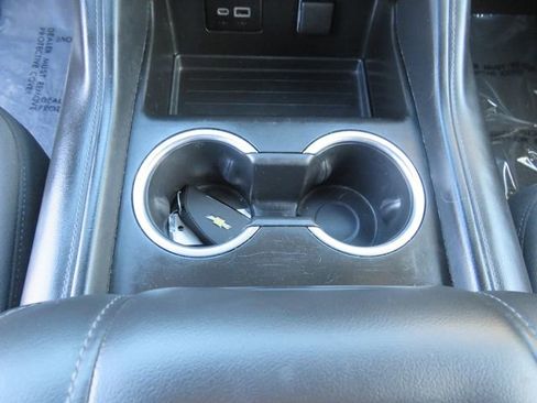 Used 2021 Chevrolet Tahoe LS image 25