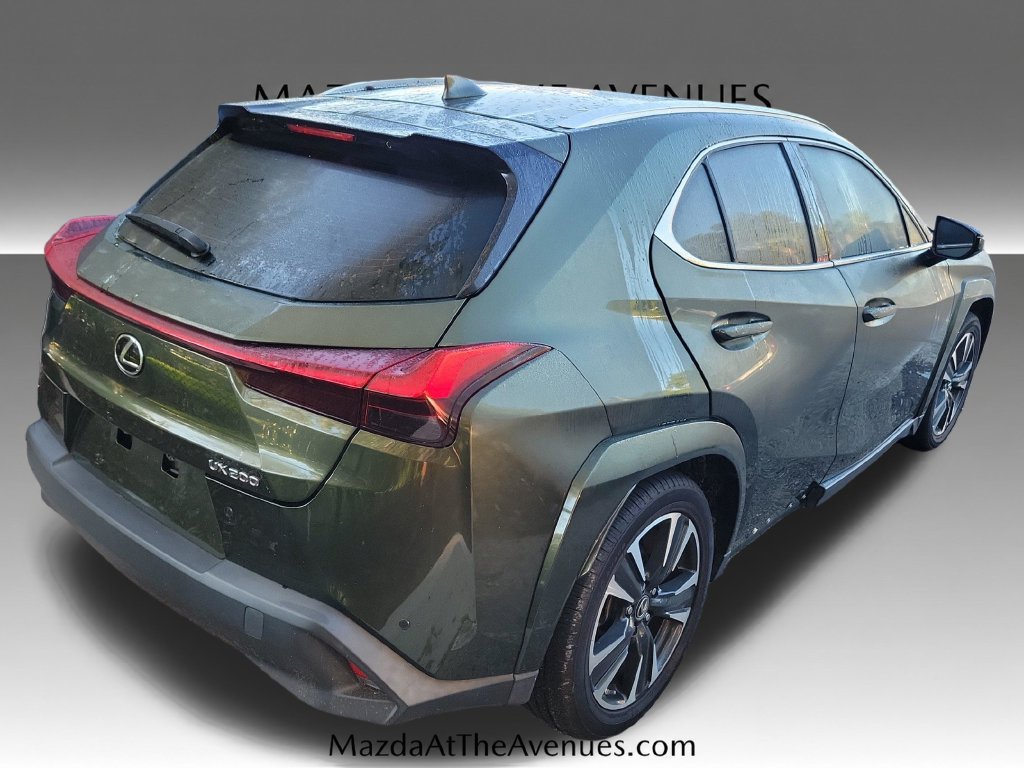 Used 2022 Lexus UX 200 w/ Premium Package FWD image 22