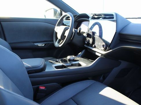 Certified 2025 Lexus RZ 450e image 5