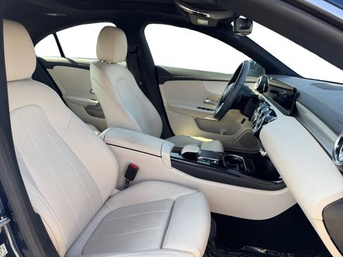 Used 2023 Mercedes-Benz CLA 250 w/ Premium Package image 15