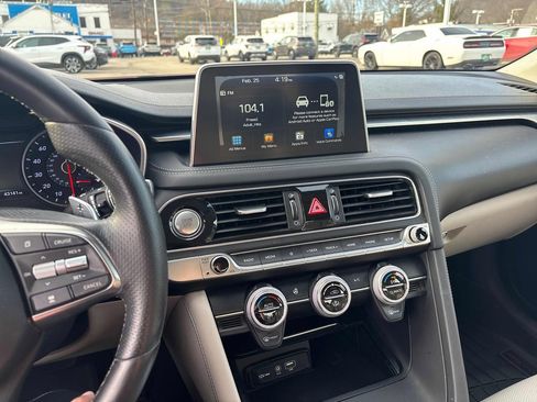 Used 2019 Genesis G70 2.0T Advanced image 16