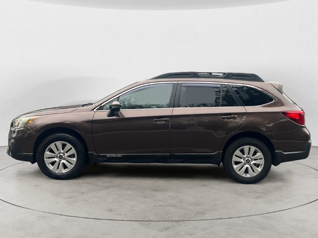Used 2019 Subaru Outback 2.5i Premium AWD/4WD image 8