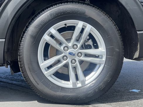 Certified 2023 Ford Explorer XLT w/ Equipment Group 202A AWD/4WD image 14
