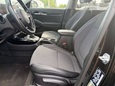 Used 2024 Kia Seltos S AWD/4WD image 10