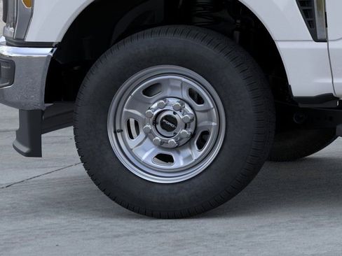 New 2026 Ford F350 XL w/ XL Chrome Package image 22