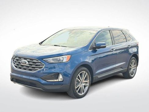 Certified 2022 Ford Edge Titanium AWD/4WD image 4