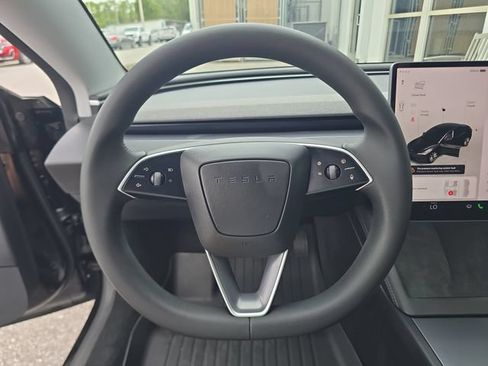 Used 2025 Tesla Model 3 Long Range AWD/4WD image 26
