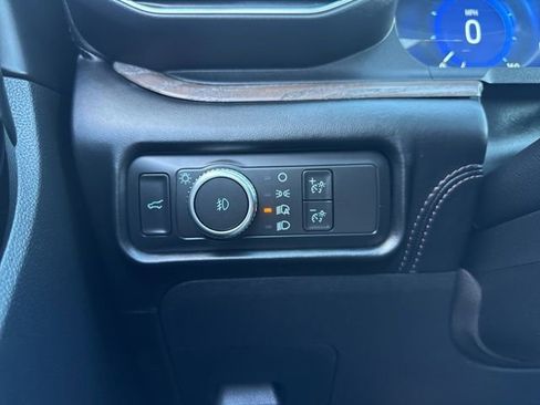 Used 2022 Ford Explorer Platinum w/ Equipment Group 601A image 14