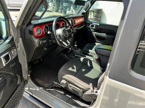 Used 2021 Jeep Wrangler Rubicon image 15