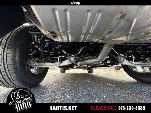 New 2025 Jeep Grand Cherokee Limited image 32