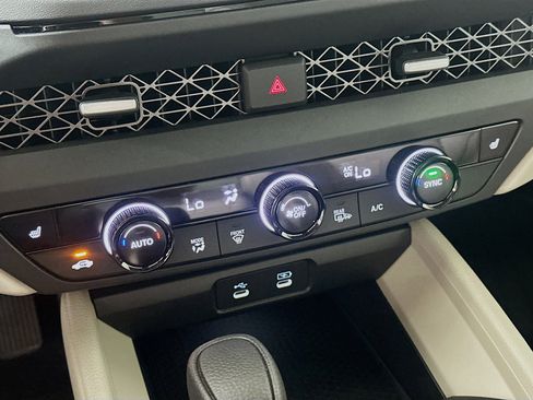 Used 2025 Honda Accord SE image 23