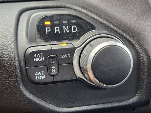 Used 2024 RAM 2500 Big Horn w/ Night Edition AWD/4WD image 26