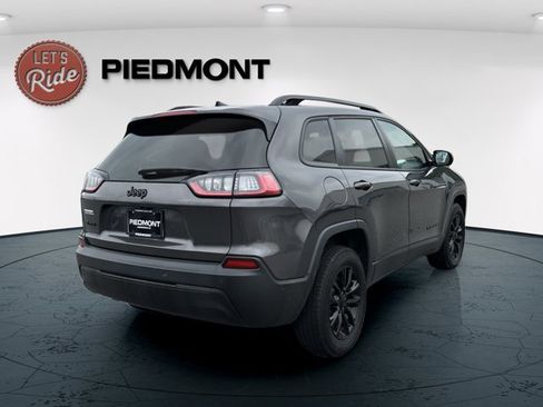 Certified 2023 Jeep Cherokee Altitude Lux image 9