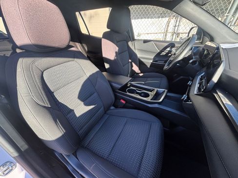 Used 2025 Chevrolet Equinox LT image 36