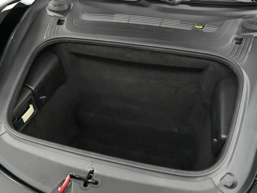 Used 2018 Porsche 718 Cayman RWD image 14