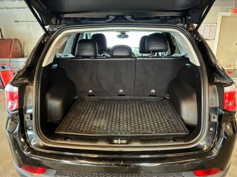 Used 2020 Jeep Compass Latitude w/ Cold Weather Group image 10