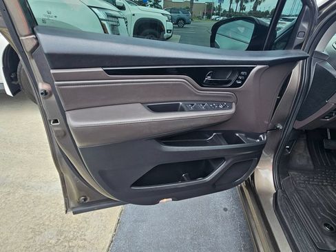 Used 2019 Honda Odyssey Elite image 17
