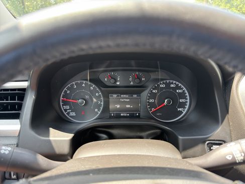Used 2018 GMC Acadia SLE FWD image 21
