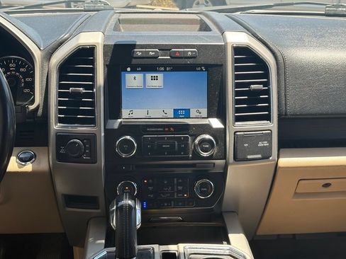 Used 2017 Ford F150 Lariat w/ FX4 Off-Road Package AWD/4WD image 13