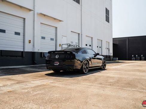 Used 2014 Ford Mustang GT Premium w/ Equipment Group 402A image 60