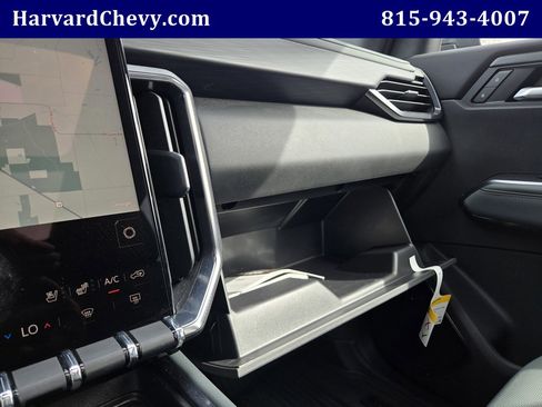 Used 2025 GMC Acadia AT4 w/ Luxury Package AWD/4WD image 14