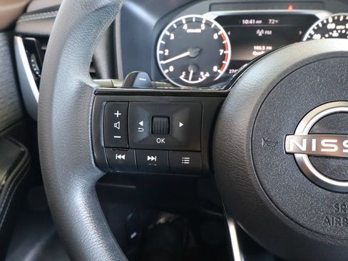 Used 2023 Nissan Rogue SV FWD image 24