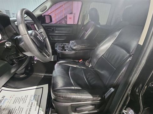 Used 2018 RAM 1500 Express w/ Black Ram 1500 Express Group image 15