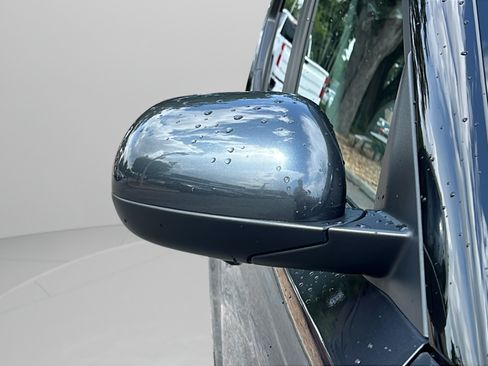 Certified 2025 Kia Soul LX w/ LX Technology Package FWD image 24