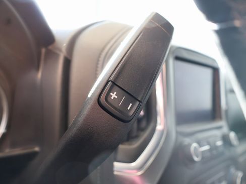 Certified 2021 Chevrolet Silverado 1500 LT w/ Z71 Off-Road Package image 19