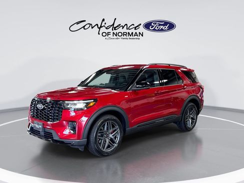 New 2026 Ford Explorer ST-Line w/ ST-Line Street Pack AWD/4WD image 4