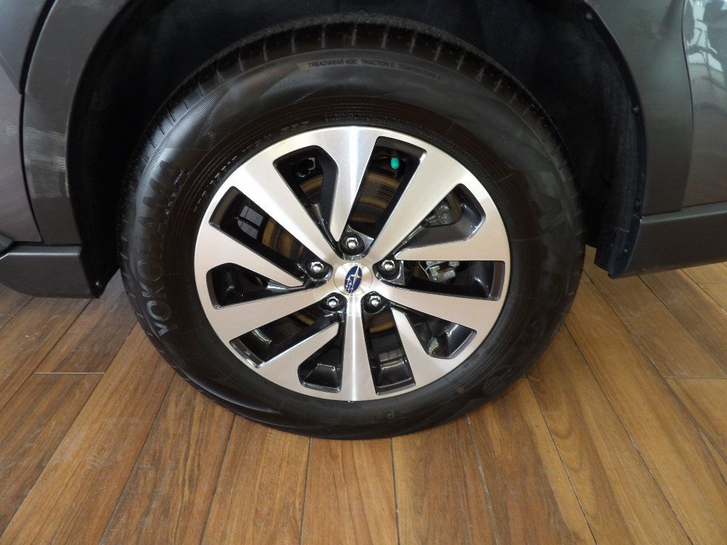 Used 2025 Subaru Outback Premium AWD/4WD image 9