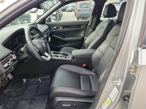 Certified 2025 Honda Civic Sport image 8