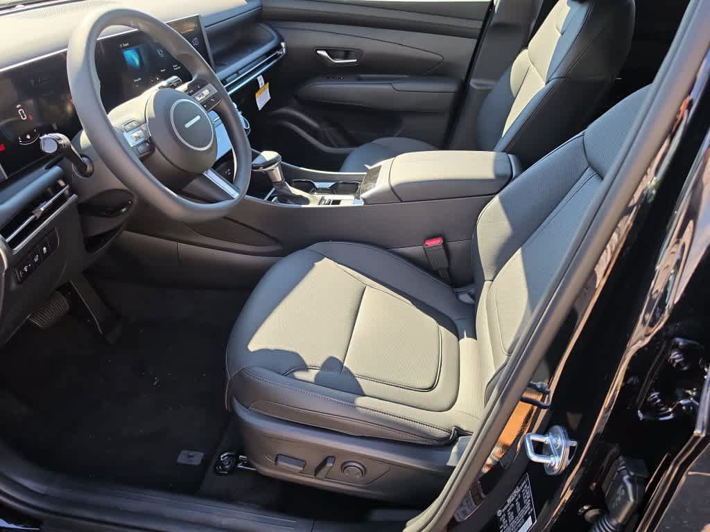 New 2026 Hyundai Tucson SEL Plus FWD image 16