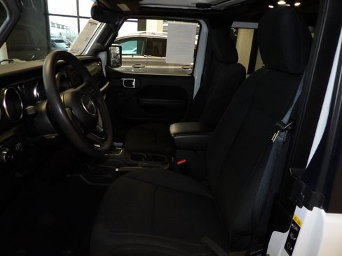 Used 2023 Jeep Wrangler Sport S image 21