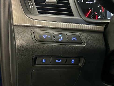 Used 2019 Hyundai Sonata Limited image 22