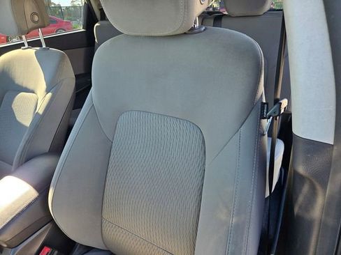 Used 2019 Hyundai Santa Fe XL SE image 16