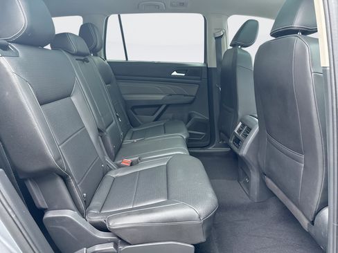 Used 2023 Volkswagen Atlas SE w/ Panoramic Sunroof Package AWD/4WD image 19