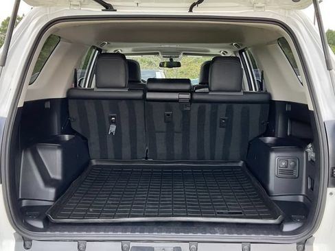 Used 2019 Toyota 4Runner SR5 Premium RWD image 27