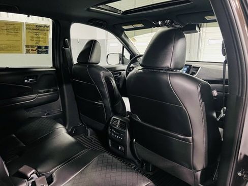 Used 2020 Honda Passport Touring image 32