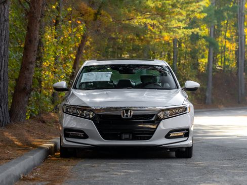 Used 2019 Honda Accord EX-L image 35