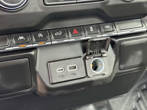 Used 2025 Chevrolet Silverado 1500 W/T RWD image 24
