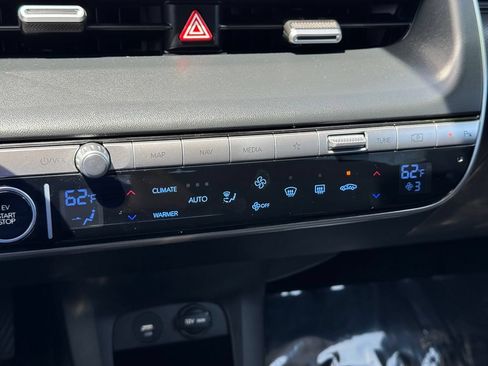 Certified 2024 Hyundai Ioniq 5 SEL RWD image 17