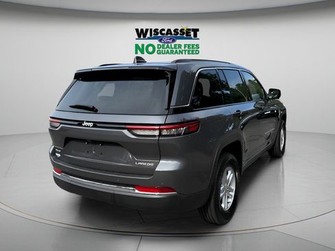 Used 2025 Jeep Grand Cherokee Laredo w/ Luxury Tech Group I AWD/4WD image 29