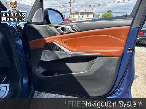 Used 2021 BMW X5 M50i w/ Executive Package image 14