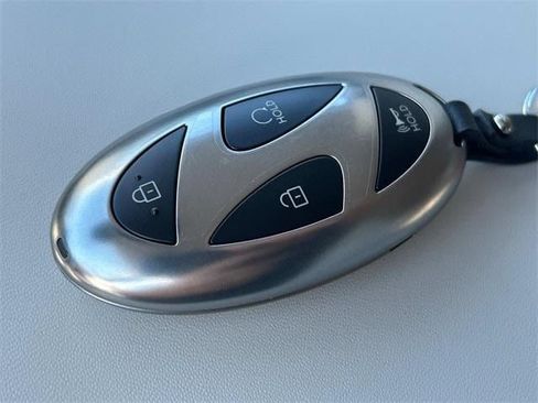 New 2026 Hyundai Santa Fe SE image 13