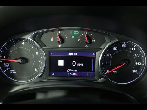 Used 2022 GMC Terrain SLT w/ Infotainment Package II AWD/4WD image 25