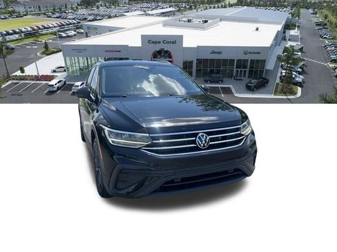 Used 2023 Volkswagen Tiguan SE FWD image 4